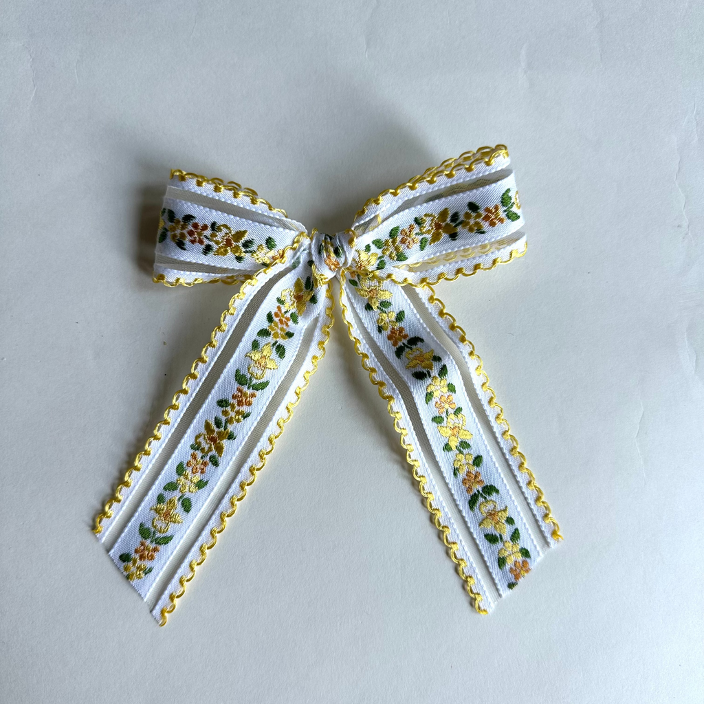 Sailor Bow // Yellow Scalloped Floral