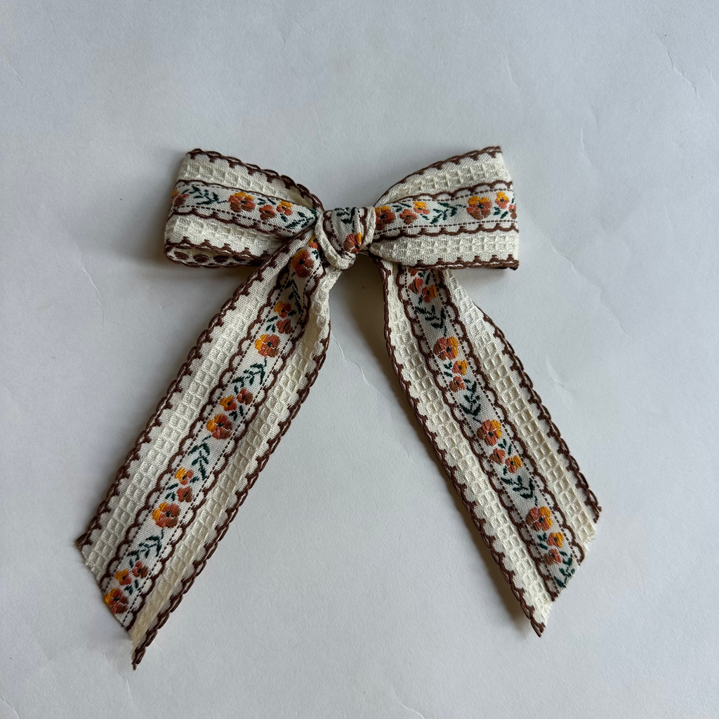 Sailor Bow // Brown Scalloped Floral