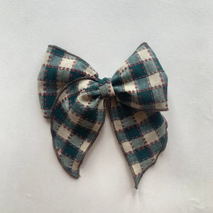 Sailor Bow // Vintage green plaid