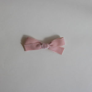 Petite Velvet // pale pink