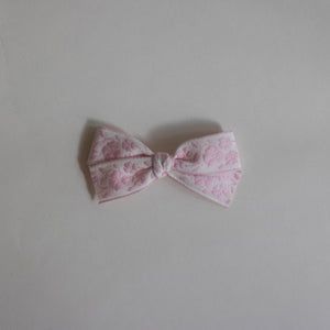 Small bow // pink floral