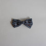 Small bow // black floral