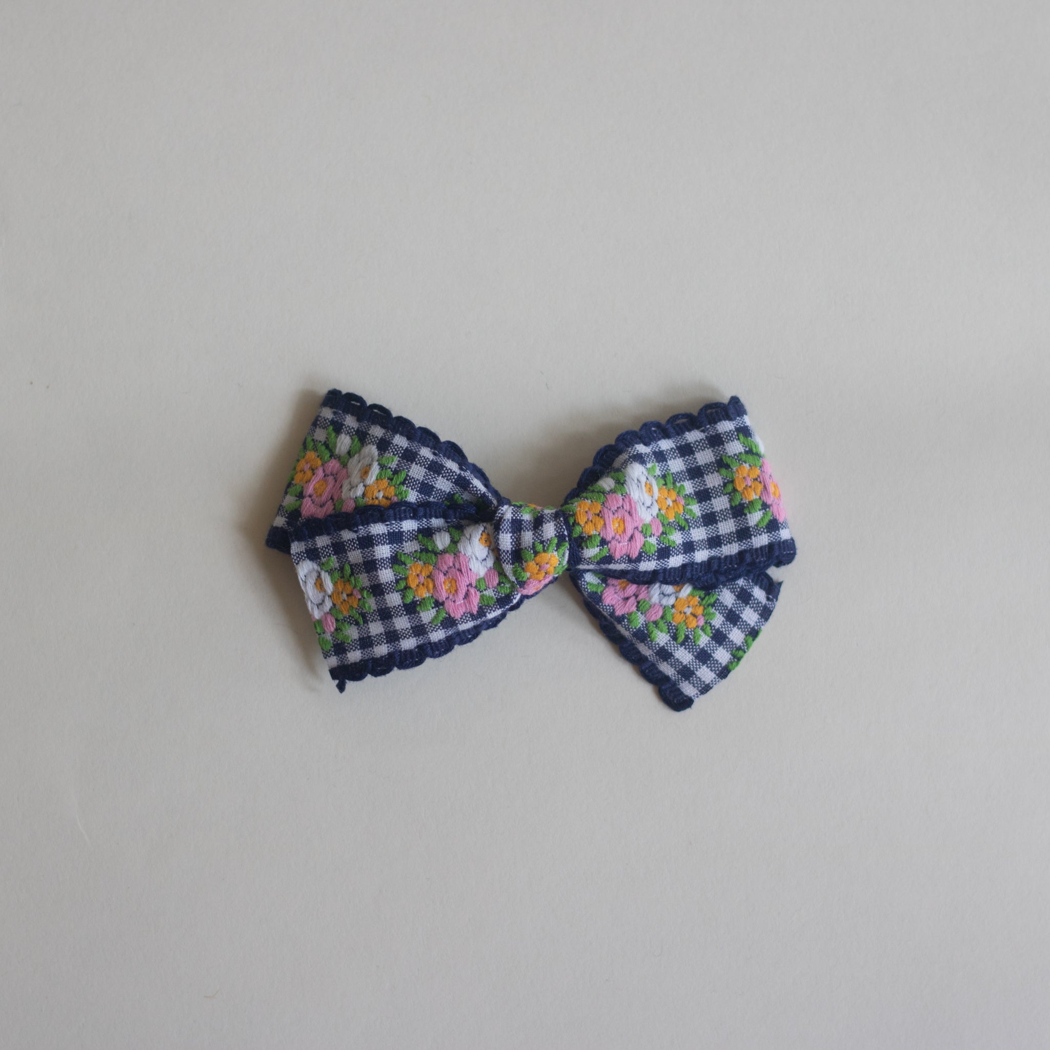 Medium Bow // navy gingham floral