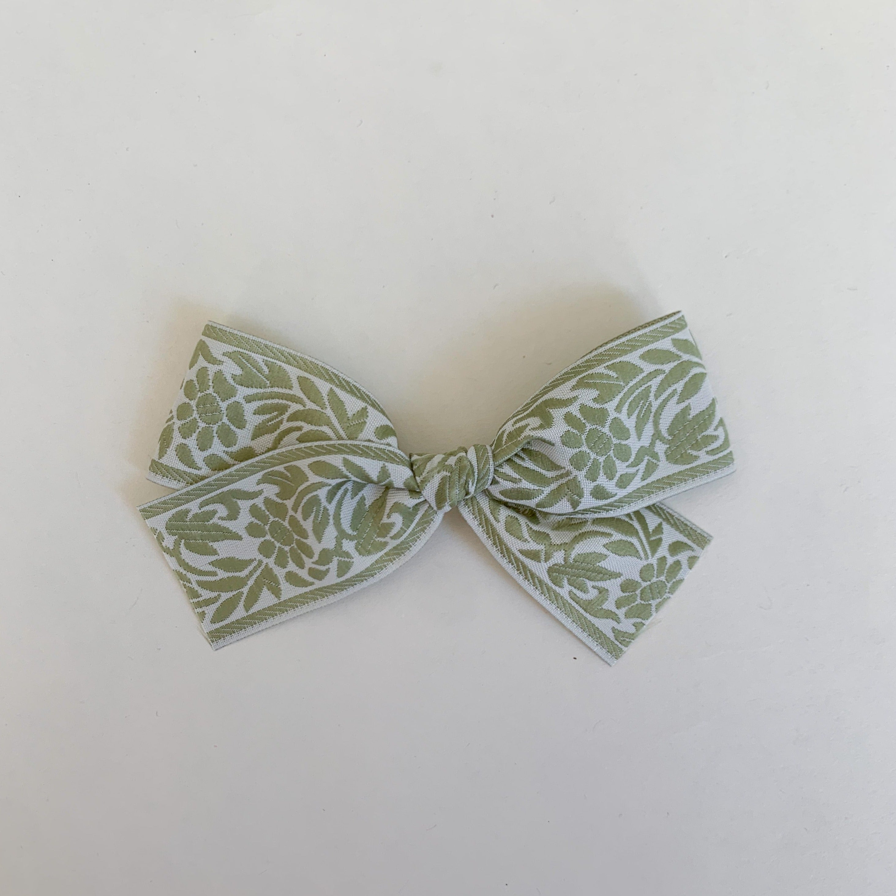 Medium Bow // Sage Floral Vintage