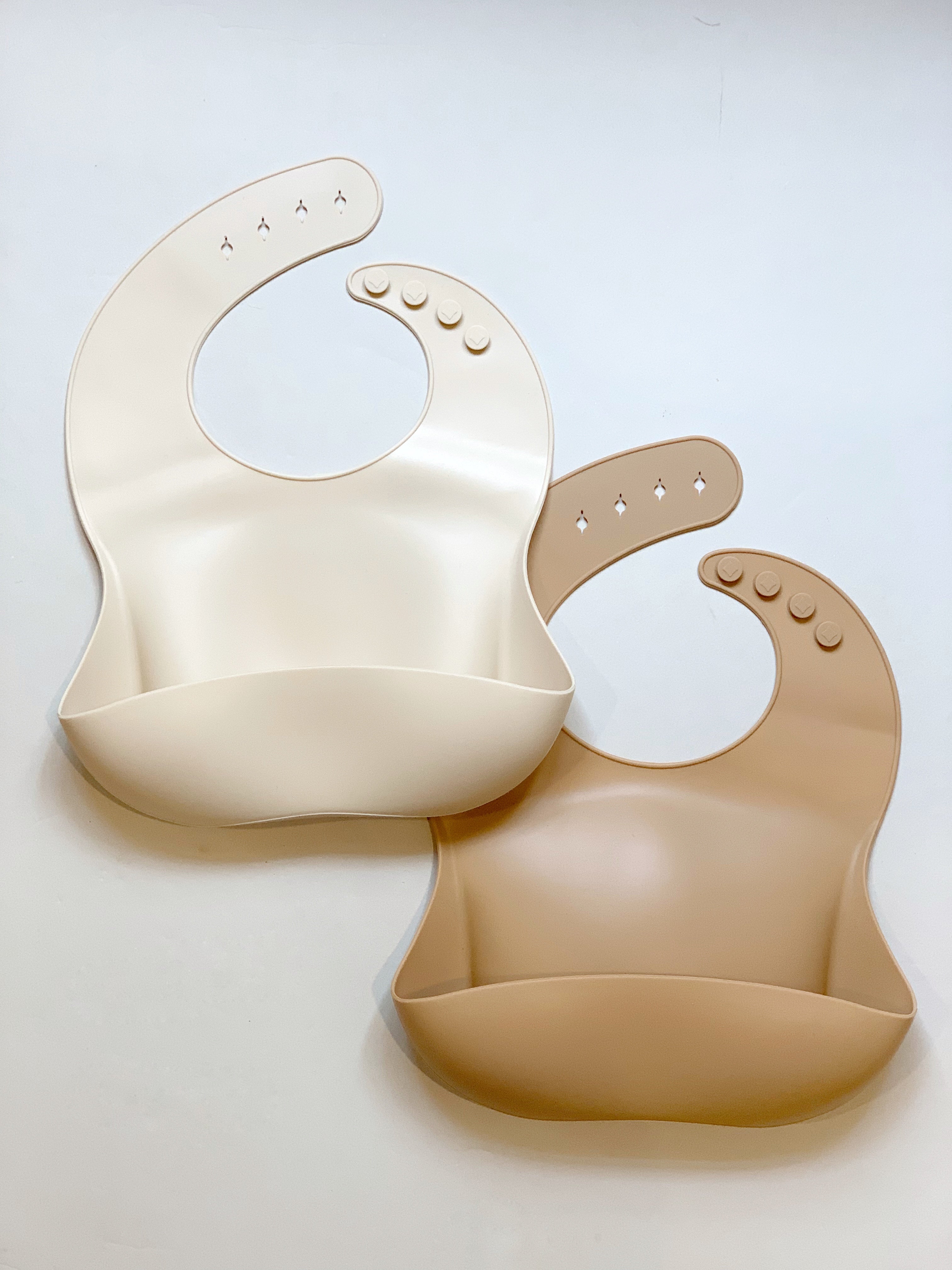 Silicone Bib // Sand