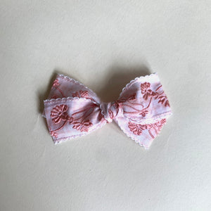 Medium Bow // pink plaid floral vine
